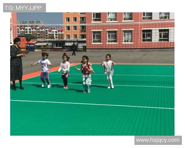 打篮球的女生展现无限魅力与自信让我们一起为她们喝彩吧
